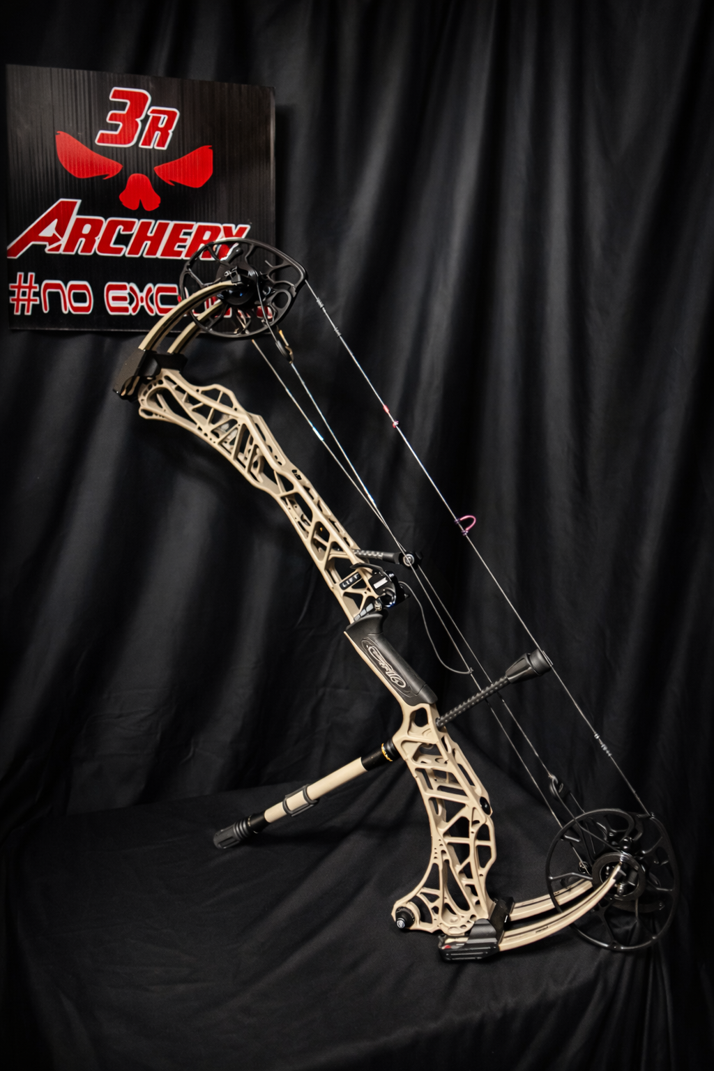 Used Mathews Lift 29.5